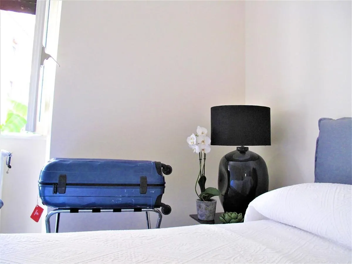 Duchi Di Castro Chic Apartment Rome